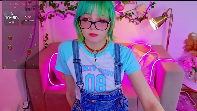 CoralineYoung online show from 04-01-26, 07:20