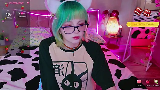 CoralineYoung online show from 04-24-26, 05:21