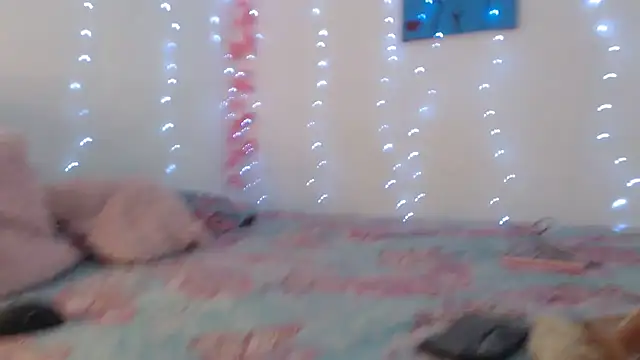 Snapshot of Victoria_new chatting on 12-04-25, 07:50 Victoria new online show from 12-04-25, 07:50