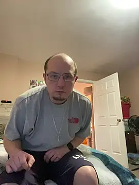 Travis746 online show from 04-10-26, 06:45