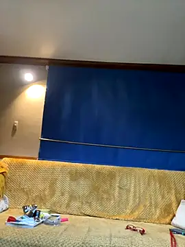 Snapshot of ladyboatlady chatting on 10-26-25, 07:25 ladyboatlady online show from 10-26-25, 07:25