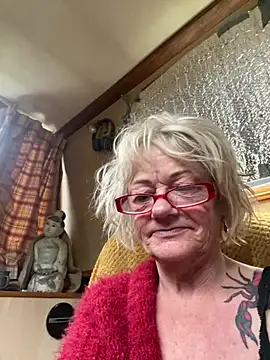 ladyboatlady online show from 04-02-26, 06:55