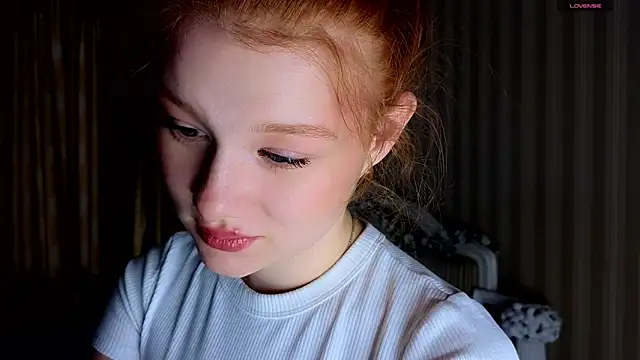 Snapshot of Juuulia_ chatting on 03-09-26, 12:53 Juuulia online show from 03-09-26, 12:53