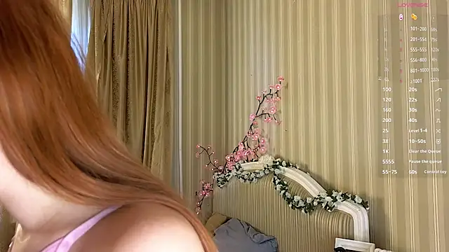 Snapshot of Juuulia_ chatting on 03-30-26, 12:17 Juuulia online show from 03-30-26, 12:17