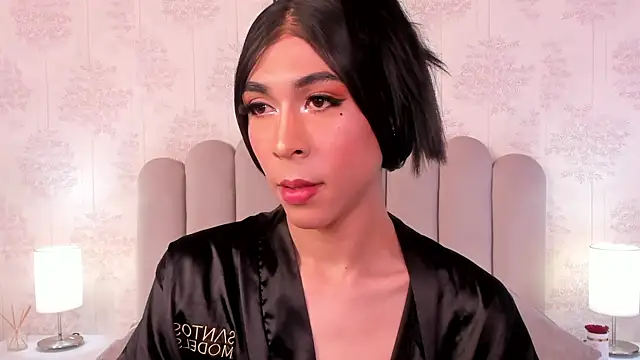 Snapshot of ShaynaHosk chatting on 09-27-25, 07:08 ShaynaHosk online show from 09-27-25, 07:08