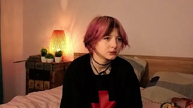 Snapshot of TaiteBeat chatting on 11-14-25, 05:55 TaiteBeat online show from 11-14-25, 05:55