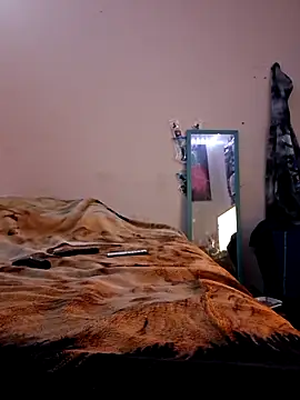 Snapshot of MeTazty294 chatting on 11-18-25, 03:01 MeTazty294 online show from 11-18-25, 03:01