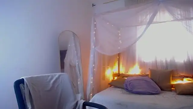 loreaniss online show from 12-20-25, 10:06