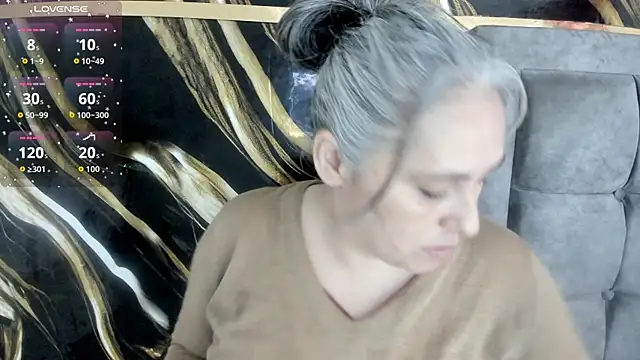 mature gold online show from 01-12-26, 12:21