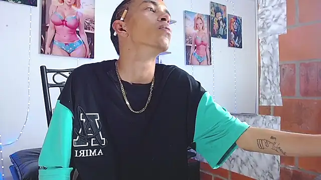 Snapshot of briamhoconor_xh chatting on 09-24-25, 11:30 briamhoconor xh online show from 09-24-25, 11:30