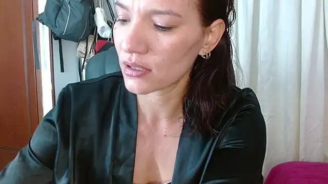 BriggiteSkyAngels online show from 10-15-25, 09:20