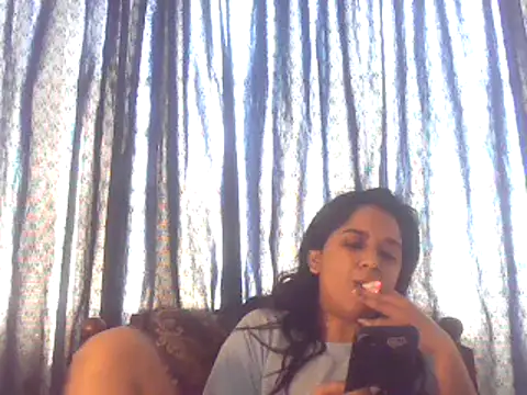 cute indianxo online show from 10-31-25, 09:43