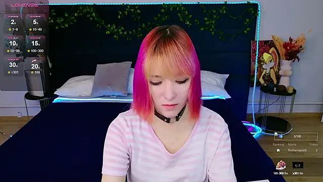 Ketrin Jones online show from 09-29-25, 05:12