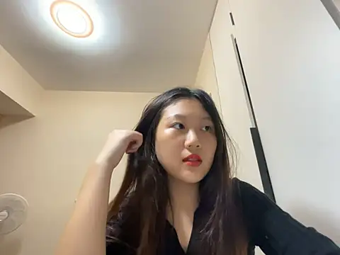 Snapshot of xena0501 chatting on 10-02-25, 04:25 xena0501 online show from 10-02-25, 04:25