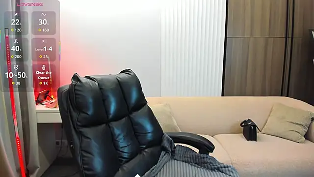 Snapshot of _Shy_Jenny_ chatting on 10-22-25, 01:06 Shy Jenny online show from 10-22-25, 01:06