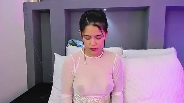 MaiaaCandy online show from 10-12-25, 08:52