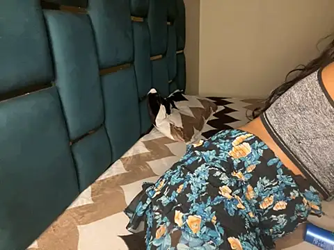 Apurva Sharma online show from 10-22-25, 06:51