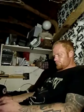 Snapshot of ed31devall chatting on 03-23-26, 04:49 ed31devall online show from 03-23-26, 04:49