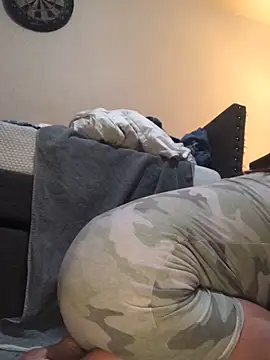 Snapshot of silverbay-456 chatting on 10-22-25, 02:12 silverbay-456 online show from 10-22-25, 02:12