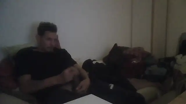 Snapshot of ARTANIS20 chatting on 09-18-25, 01:40 ARTANIS20 online show from 09-18-25, 01:40