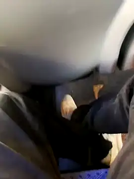 Snapshot of ARTANIS20 chatting on 09-25-25, 01:37 ARTANIS20 online show from 09-25-25, 01:37