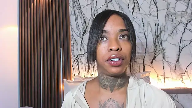 Pauline Fox online show from 02-25-26, 12:42