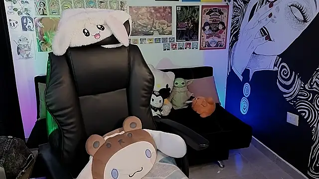 Snapshot of Yuhwan_ chatting on 09-13-25, 05:57 Yuhwan online show from 09-13-25, 05:57