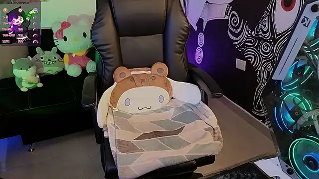 Snapshot of Yuhwan_ chatting on 11-10-25, 07:13 Yuhwan online show from 11-10-25, 07:13