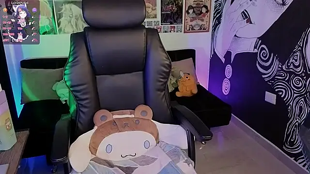 Snapshot of Yuhwan_ chatting on 11-28-25, 06:10 Yuhwan online show from 11-28-25, 06:10