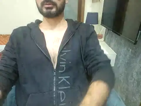 Snapshot of mlove902 chatting on 11-12-25, 07:13 mlove902 online show from 11-12-25, 07:13