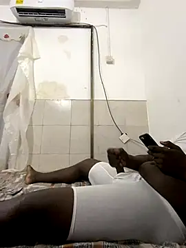 Snapshot of Atta-esi chatting on 11-16-25, 11:10 Atta-esi online show from 11-16-25, 11:10