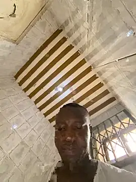 Snapshot of Atta-esi chatting on 11-23-25, 01:22 Atta-esi online show from 11-23-25, 01:22