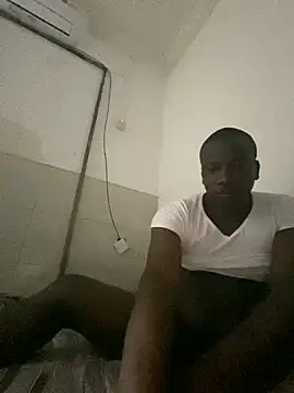 Snapshot of Atta-esi chatting on 11-24-25, 04:12 Atta-esi online show from 11-24-25, 04:12