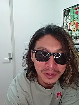 specialz0831 online show from 11-17-25, 12:55