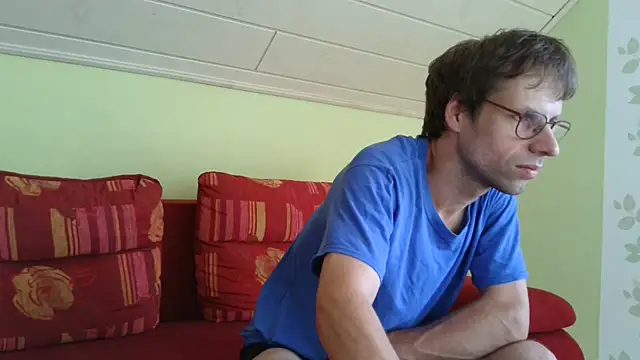 Snapshot of vers92_seb chatting on 07-13-26, 06:00 vers92 seb online show from 07-13-26, 06:00