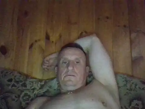 Maksymilian1 online show from 05-17-26, 06:37