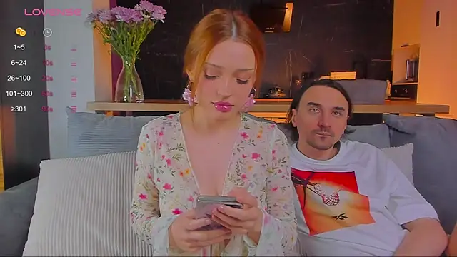 Snapshot of honeymoon11000 chatting on 09-18-25, 02:52 honeymoon11000 online show from 09-18-25, 02:52