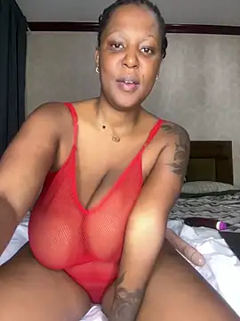 Snapshot of sexyBoobies98 chatting on 10-18-25, 08:42 sexyBoobies98 online show from 10-18-25, 08:42