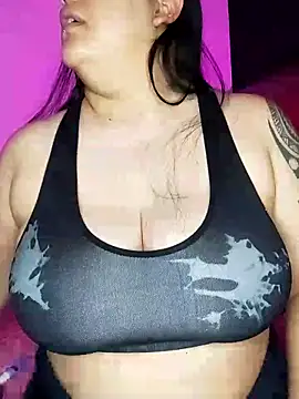 Snapshot of kittenFreyja_ chatting on 09-30-25, 11:10 kittenFreyja online show from 09-30-25, 11:10