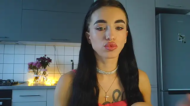 Snapshot of EvaMelnik chatting on 09-09-25, 01:32 EvaMelnik online show from 09-09-25, 01:32