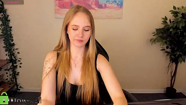 Casey Sweeet online show from 05-17-26, 02:35