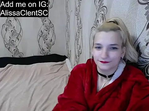 Snapshot of AlissaClark chatting on 12-17-25, 08:48 AlissaClark online show from 12-17-25, 08:48