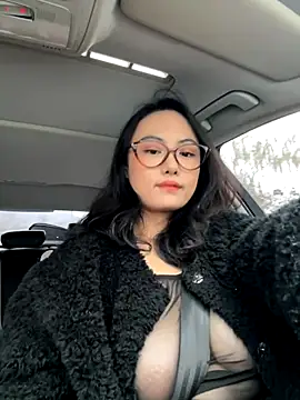 Snapshot of wen521 chatting on 11-14-25, 01:04 wen521 online show from 11-14-25, 01:04