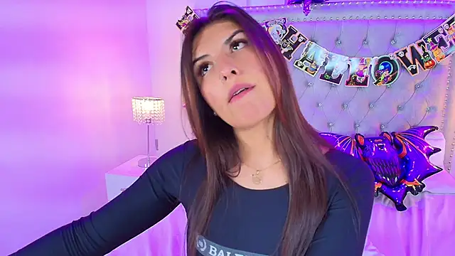 Snapshot of Ahilin_luther chatting on 10-28-25, 12:03 Ahilin luther online show from 10-28-25, 12:03