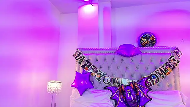 Snapshot of Ahilin_luther chatting on 10-31-25, 11:11 Ahilin luther online show from 10-31-25, 11:11