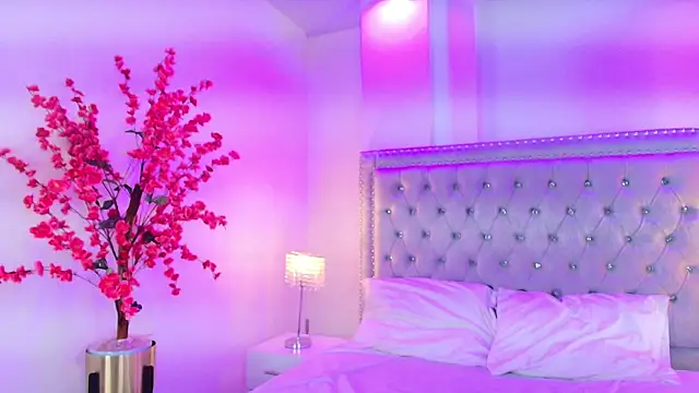 Snapshot of Ahilin_luther chatting on 11-11-25, 11:43 Ahilin luther online show from 11-11-25, 11:43