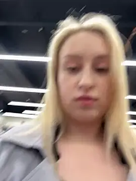 KassandraTress online show from 04-27-26, 10:57