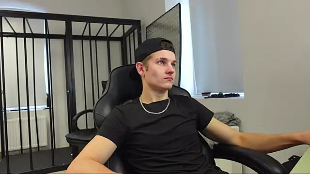 Mark Karson online show from 10-08-25, 12:25