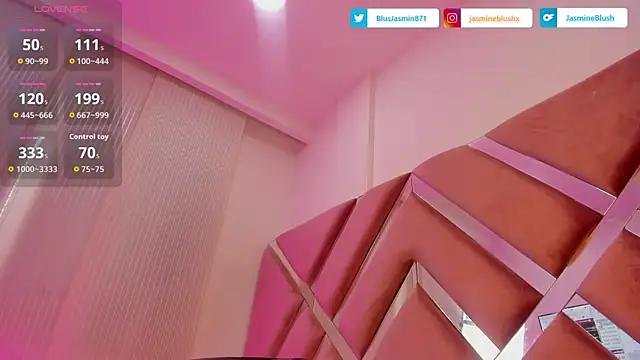 Snapshot of _jasmine_blush chatting on 06-15-26, 01:35 jasmine blush online show from 06-15-26, 01:35