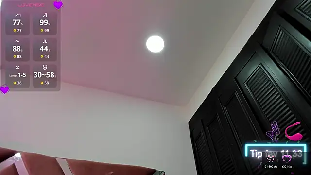 Snapshot of _jasmine_blush chatting on 07-14-26, 01:06 jasmine blush online show from 07-14-26, 01:06
